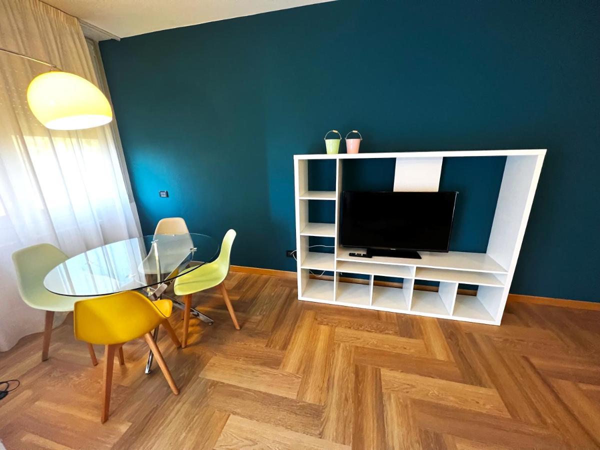 Front Lake Apartment Bardolino Exterior photo