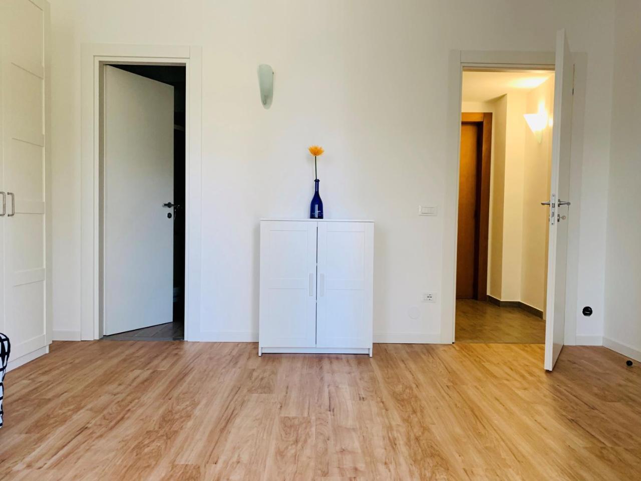 Front Lake Apartment Bardolino Exterior photo