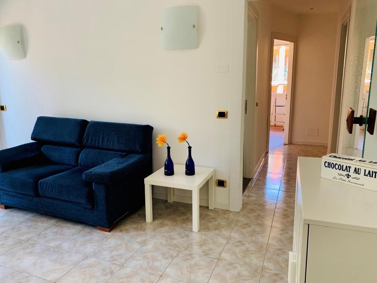 Front Lake Apartment Bardolino Exterior photo